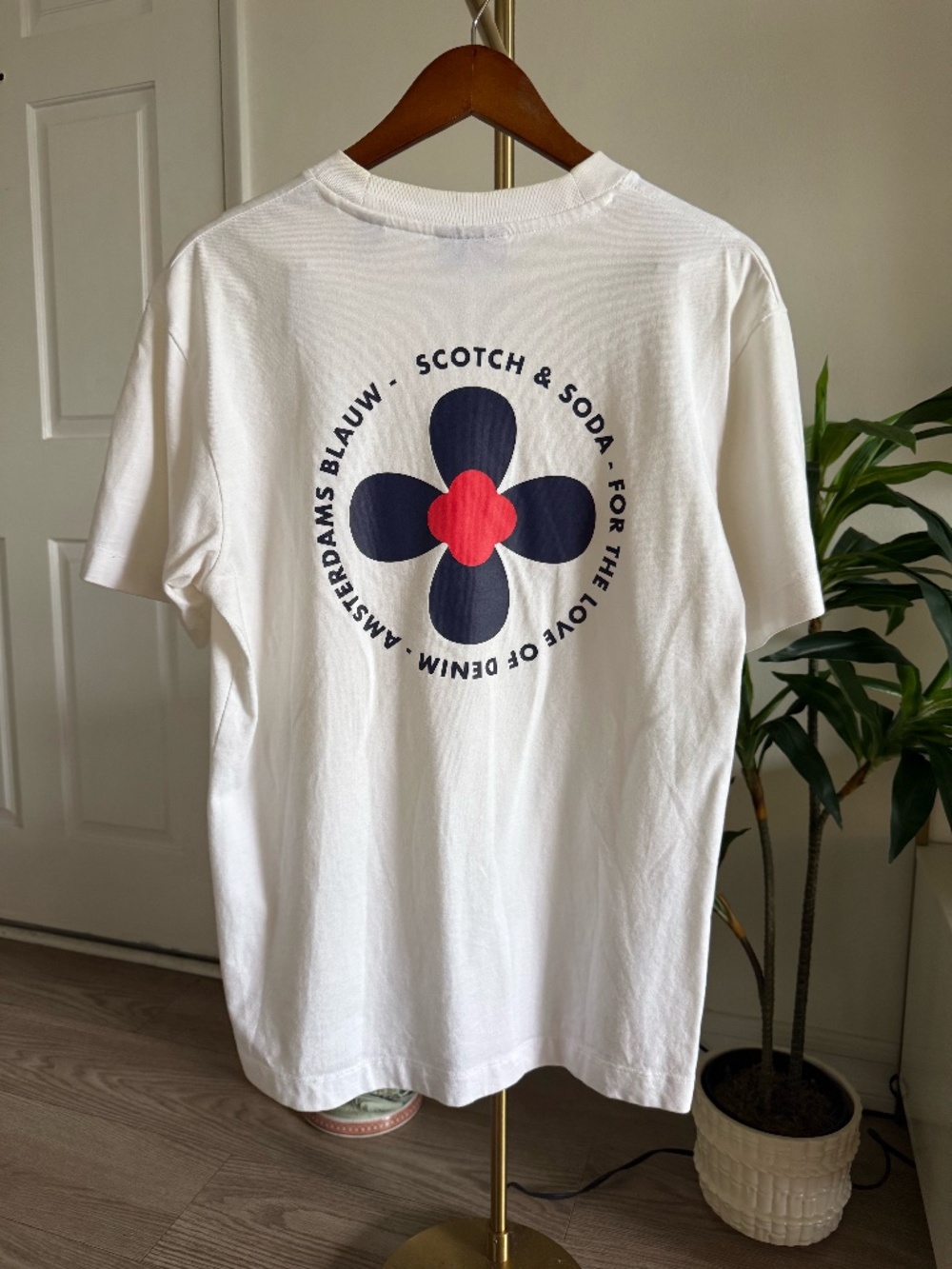 Scotch & Soda Amsterdams Blauw Clover Logo T-Shirt White Size Medium